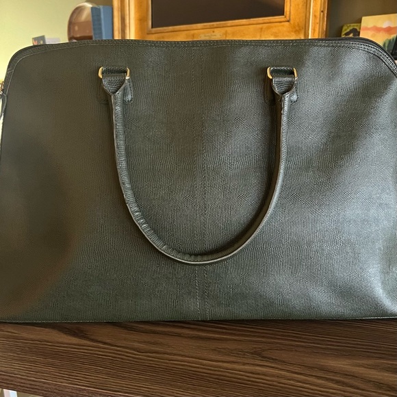 EUC Estée Lauder Weekend Bag - Picture 3 of 8